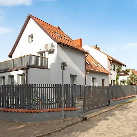 Comfy Sopot Family House By Lion Apartments-3